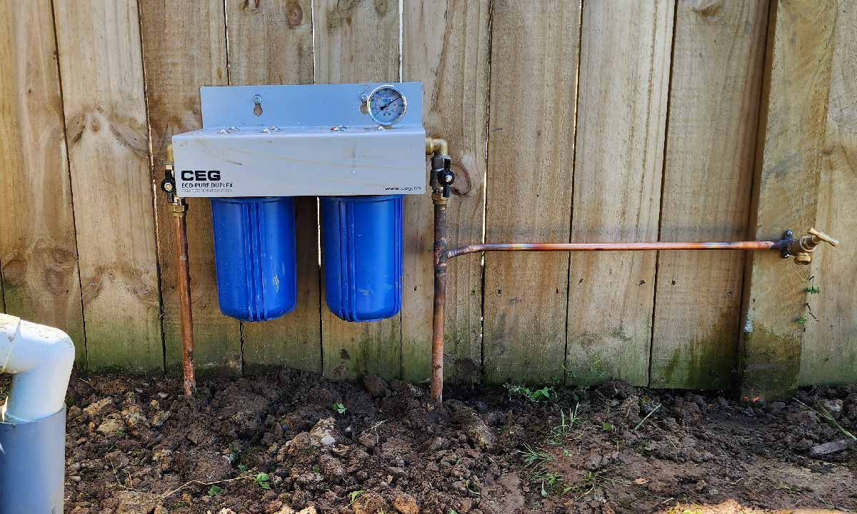 Water Filter with Copper Pipe